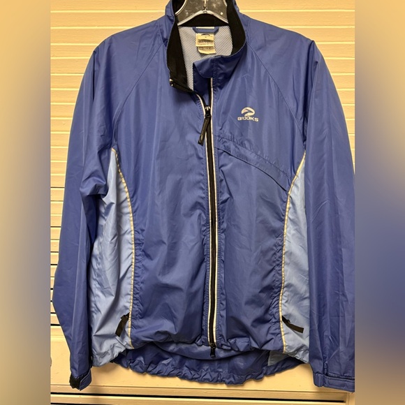 Brooks running jacket women's medium - Picture 1 of 6